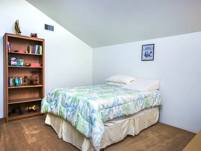 15456 Admiralty Cir #7 — Photo 18