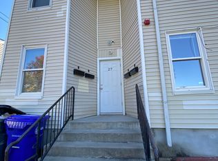 27 Florence St #2L, Providence, RI 02909