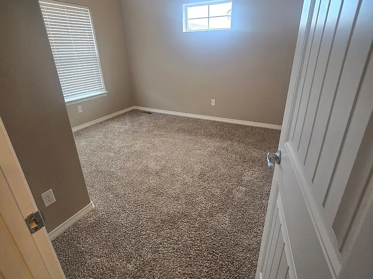 2421 Ridge Top Dr #5 — Photo 21