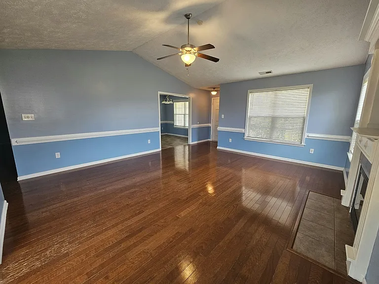 389 Ivywood Ln — Photo 20