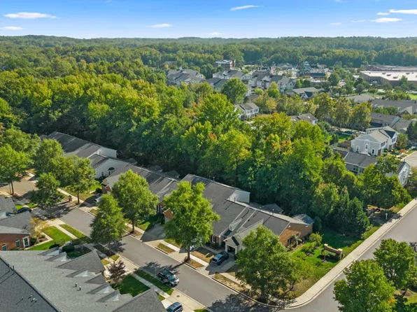 359 Southport Dr, Edgewater, MD 21037