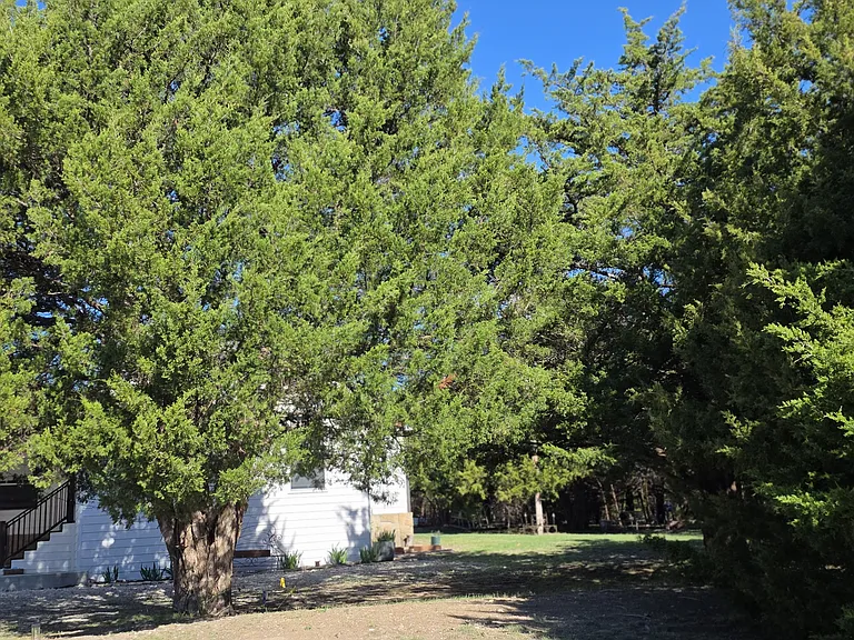 Oak Creek Dr — Photo 40