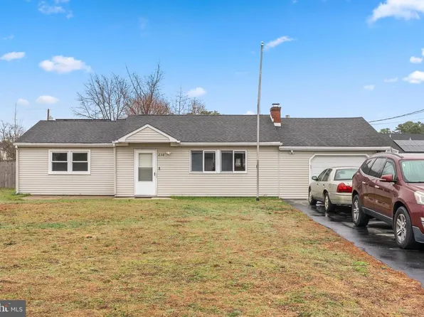 236 Chippewa Trl, Browns Mills, NJ 08015