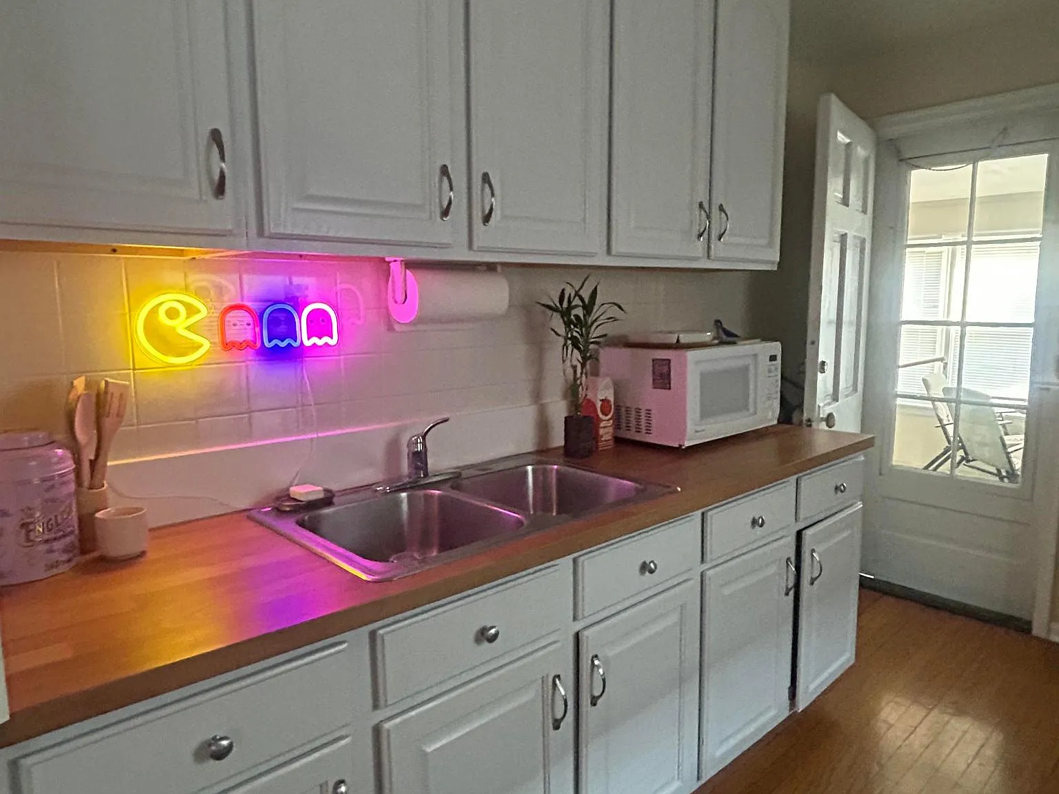 1 bed, 800 sqft, $1,600 — Photo 2