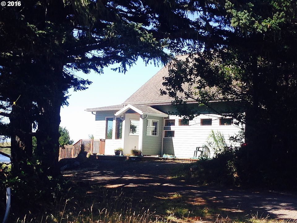 1st image of 1221 Lakeshore Dr