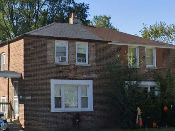 9918 S Hoxie Ave, Chicago, IL 60617