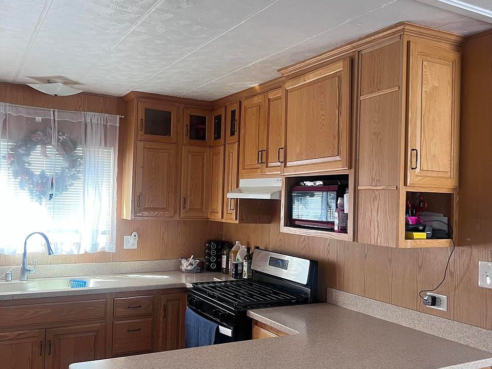 1st image of 3753 E Avenue I Space 4