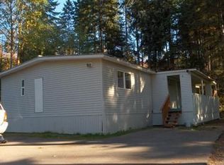 180 NE Byerly Dr, Belfair, WA 98528