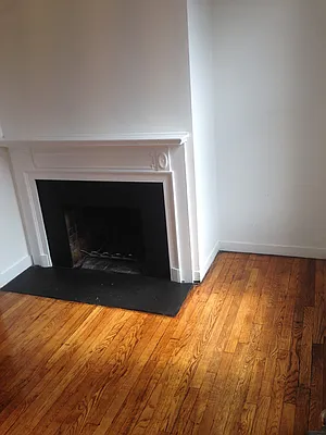 Rented by Peter Ashe | media 11