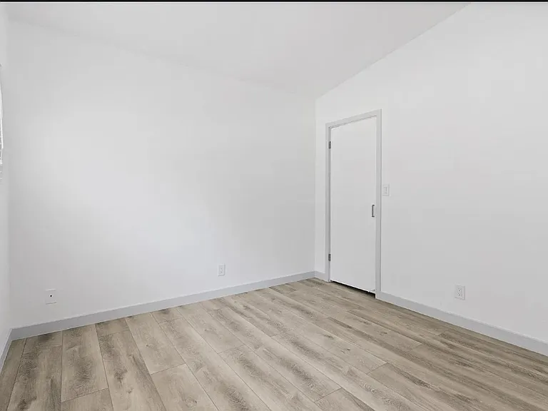 1151 N Peck Ave — Photo 12