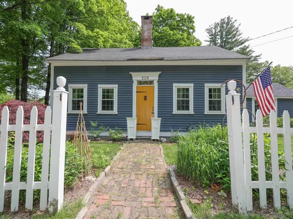 228 Boston Post Road, Amherst, NH 03031