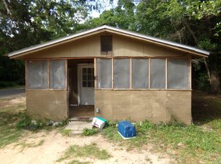 802 E Chestnut Ave, Crestview, FL 32539
