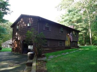 441 Robin Hollow Rd, West Greenwich, RI 02817