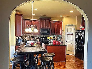 Tons of cabinet space. 