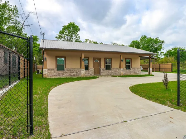 1314 E Young St, Longview, TX 75602