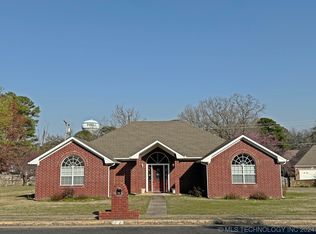 212 Eubanks, Tahlequah, OK 74464