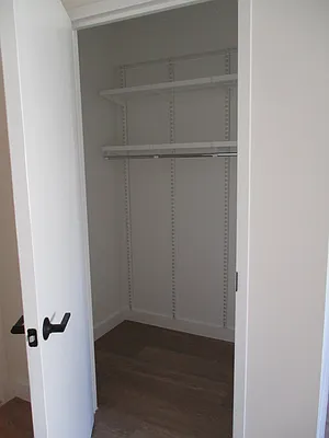 Rented by Greystar | media 160