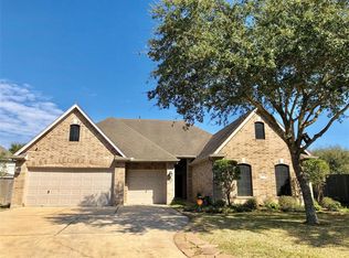 4303 Green Tree Ct, Pasadena, TX 77505