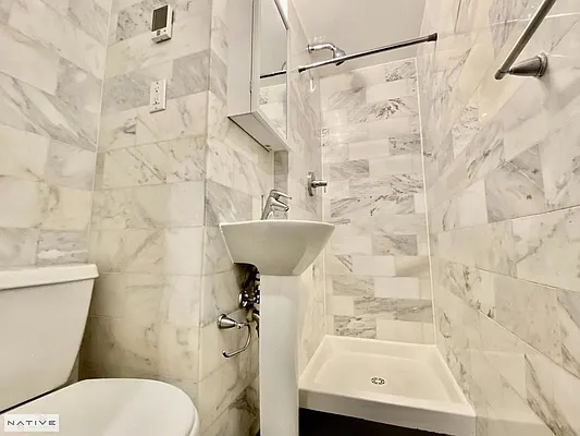 Rented by Native Real Estate LLC | media 23