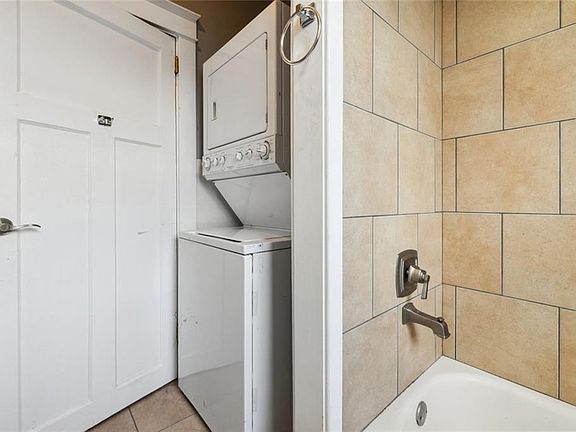 3rd image of 3309 Saint Claude Ave #11