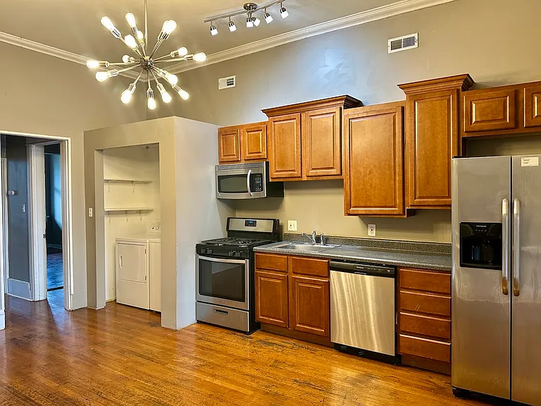 2903 S Jefferson Ave #A — Photo 2