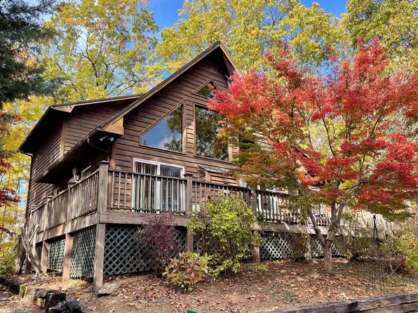 52 Bear Track Rd, Andrews, NC 28901