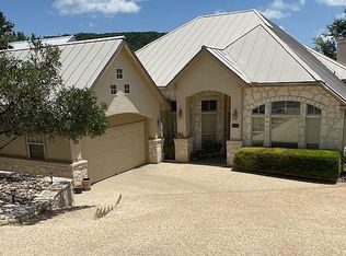 107 Hummingbird Hill Dr, Boerne, TX 78006
