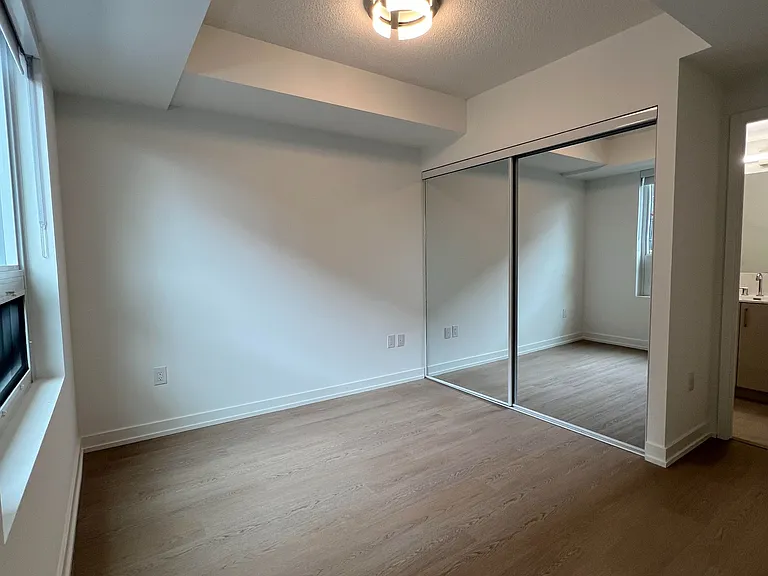 4010 Eglinton Ave W #516 — Photo 6