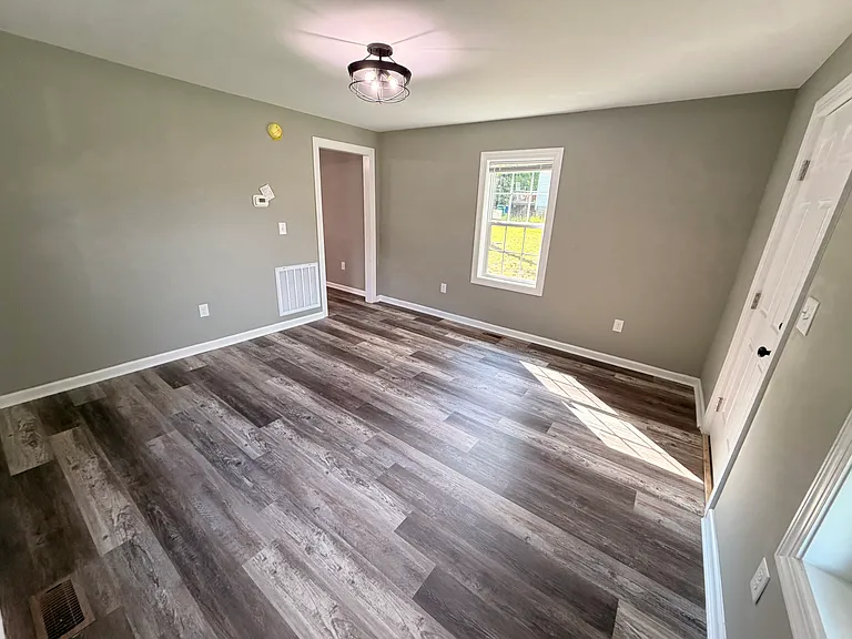 212 Murphy Ln — Photo 12