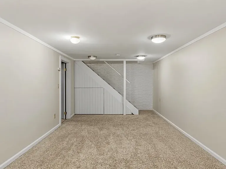 5915 Ballymead Blvd — Photo 14