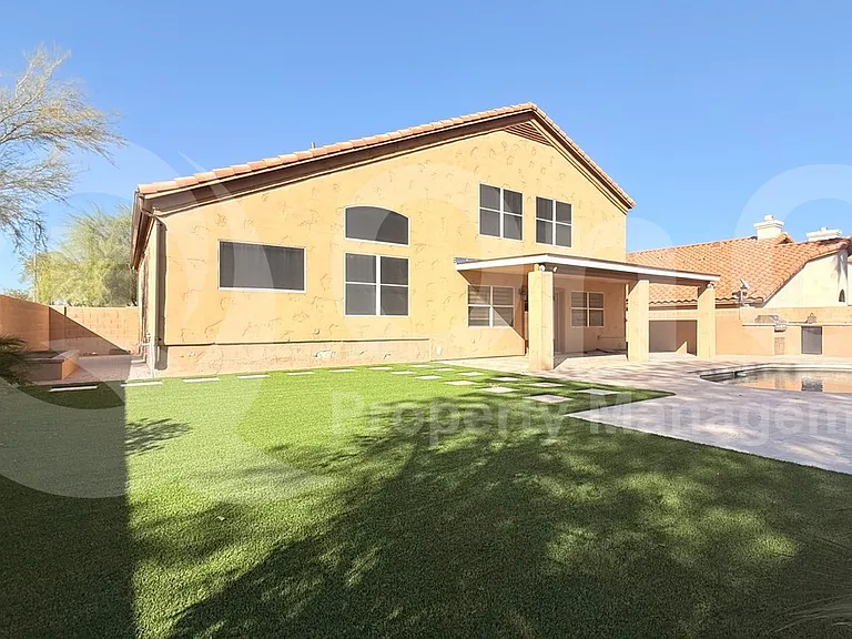 9405 E Presidio Rd — Photo 55