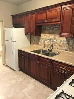 Completely new kitchen and appliances