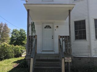 2 Shawmut Ave #1, Holyoke, MA 01040