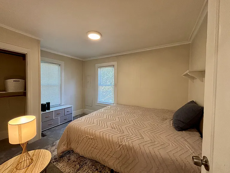 130 Woodlawn Ave #1 — Photo 10