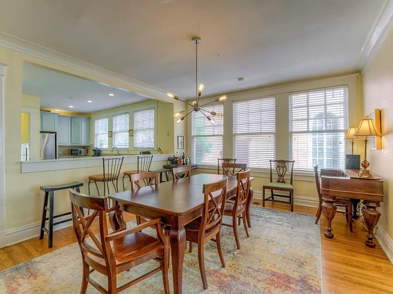 Dinning Room Open Concept