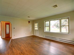 3901 Kingsley Dr, Harrisburg, PA 17110