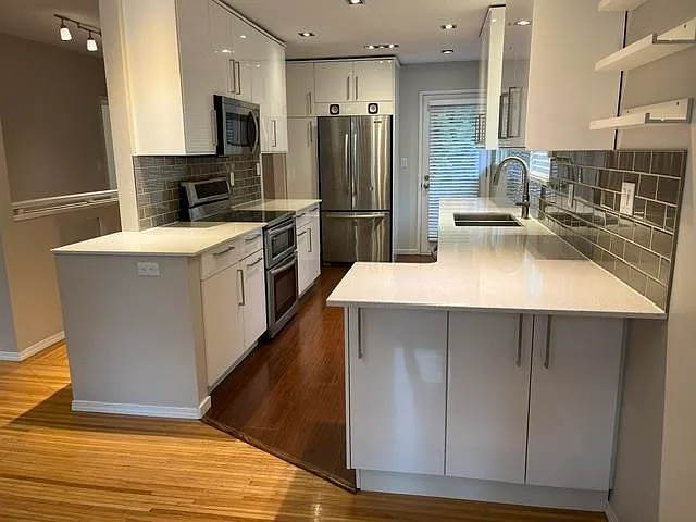 3444 Church St #UPPER — Photo 3