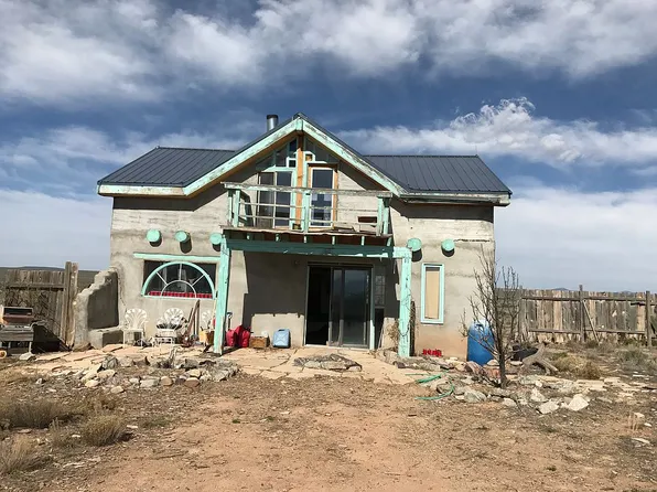 22 Emmas Way, El Prado, NM 87529
