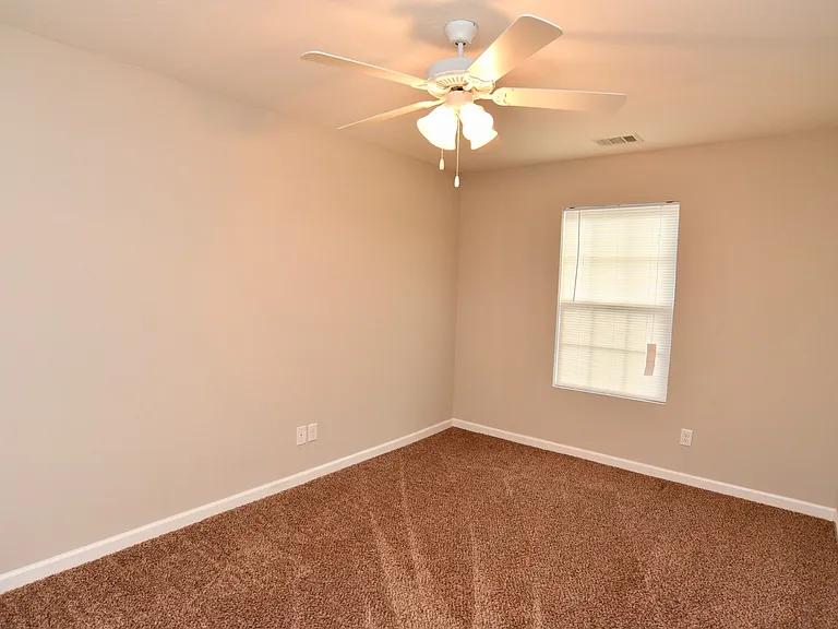 45 Walker Ct — Photo 9