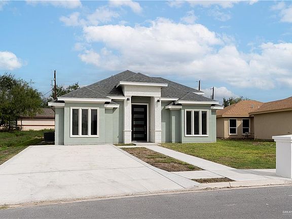 3rd image of 125 Palm Dr