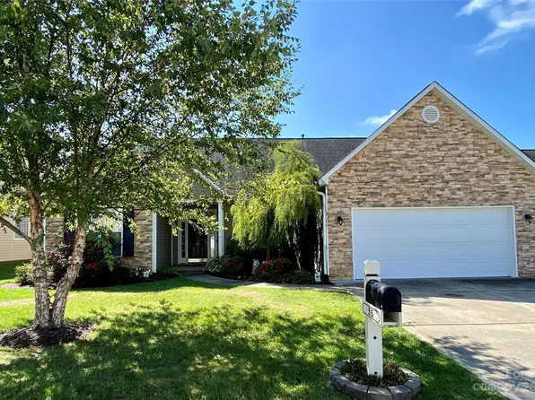 55 Pamlico Rd, Fletcher, NC 28732