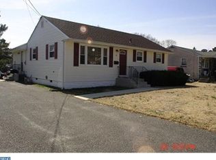 48 5th Ave, Maple Shade, NJ 08052