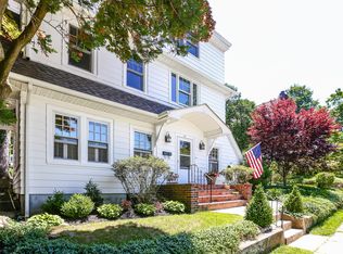 15 Willow St, Irvington, NY 10533