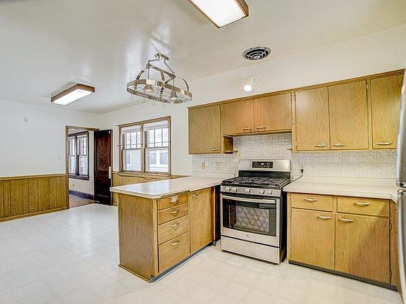 4th image of 1024 Englewood Ave