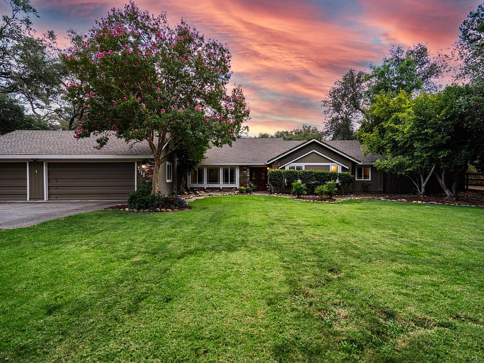 1st image of 7150 Le Flore Pl