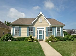 8 Liedtke Dr, Cranbury, NJ 08512