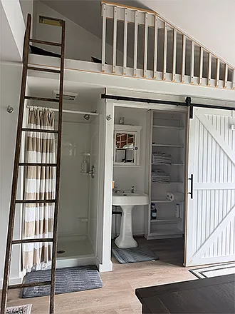 52 Prospect Hill Rd — Photo 3