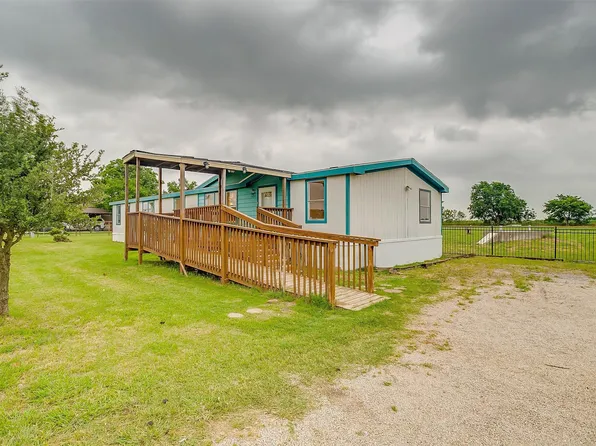2412 Juniper Trl, Alvarado, TX 76009