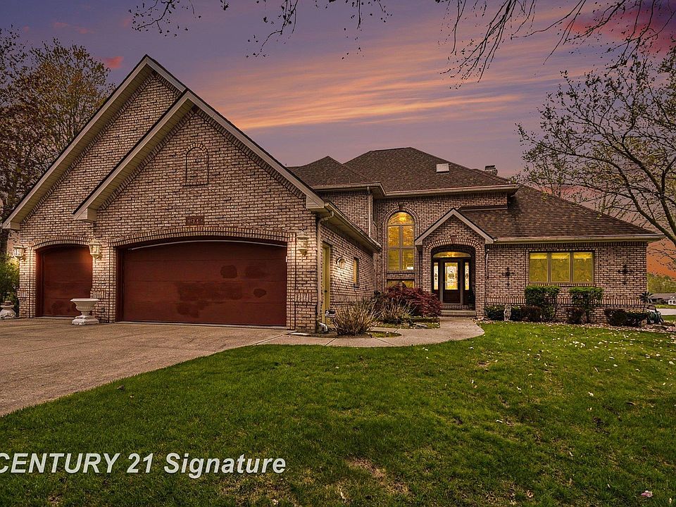 1st image of 1944 Lake Circle Dr E