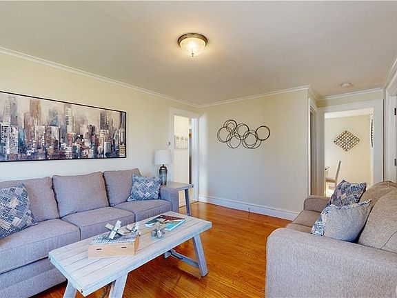 4th image of 362 Oakwood Ave